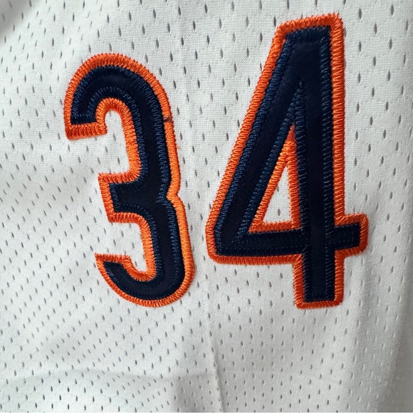 NFL Walter Payton 1975 Chicago 85 Bears Throwback Jersey 34 Mitchell Ness Sz 52 - Picture 8 of 8